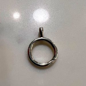 James Avery Circle Charm Holder